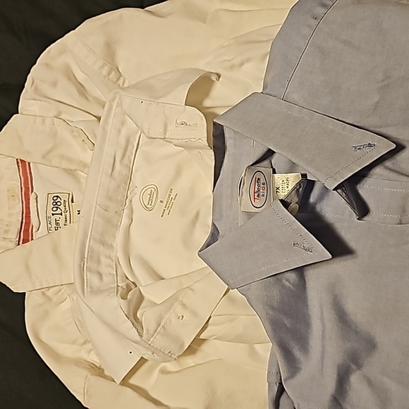 Three long sleeved shirts - Picture 1 of 4